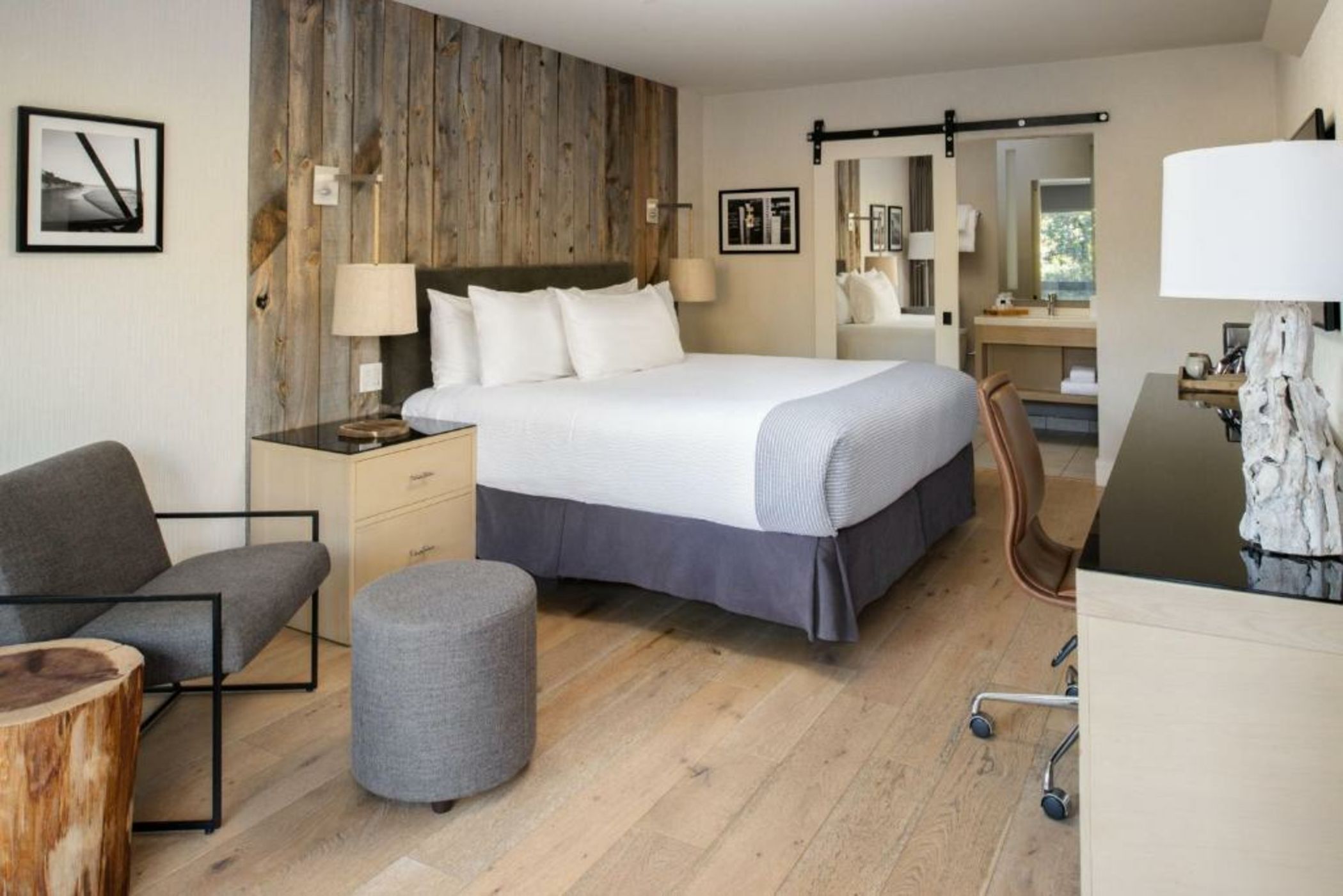 Hotel Paradox, Autograph Collection