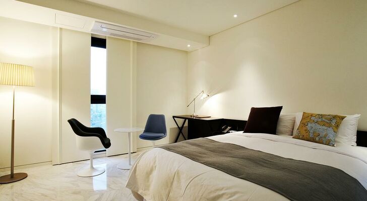 Urban Boutique Hotel