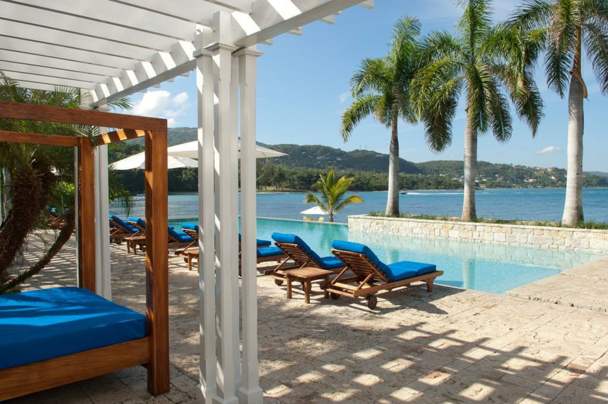 Round Hill Hotel & Villas