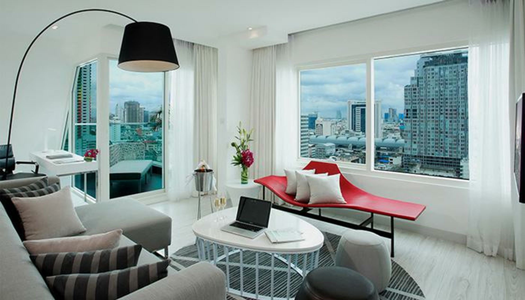 Centara Watergate Pavillion Hotel Bangkok