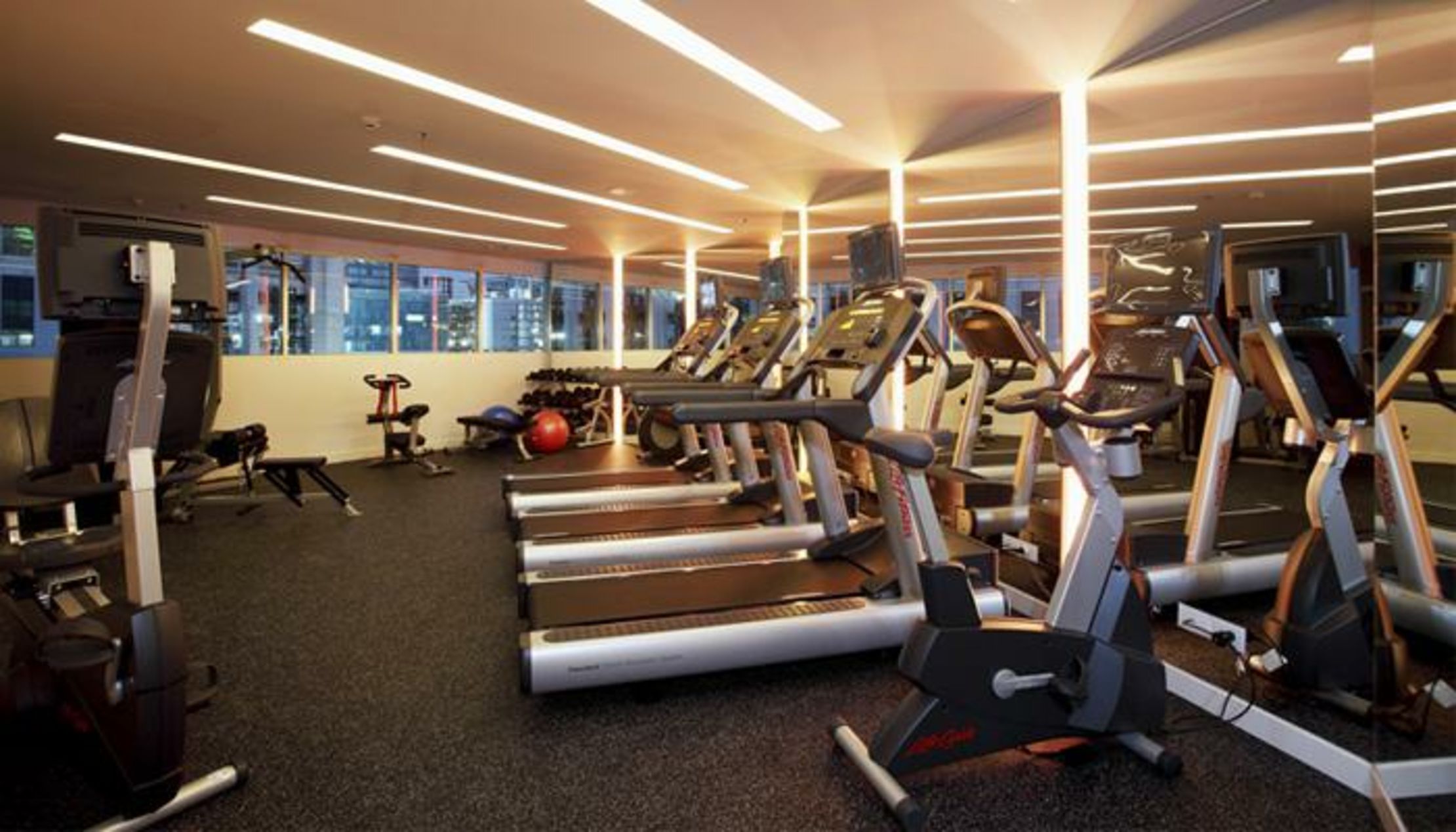 Centara Watergate Pavillion Hotel Bangkok