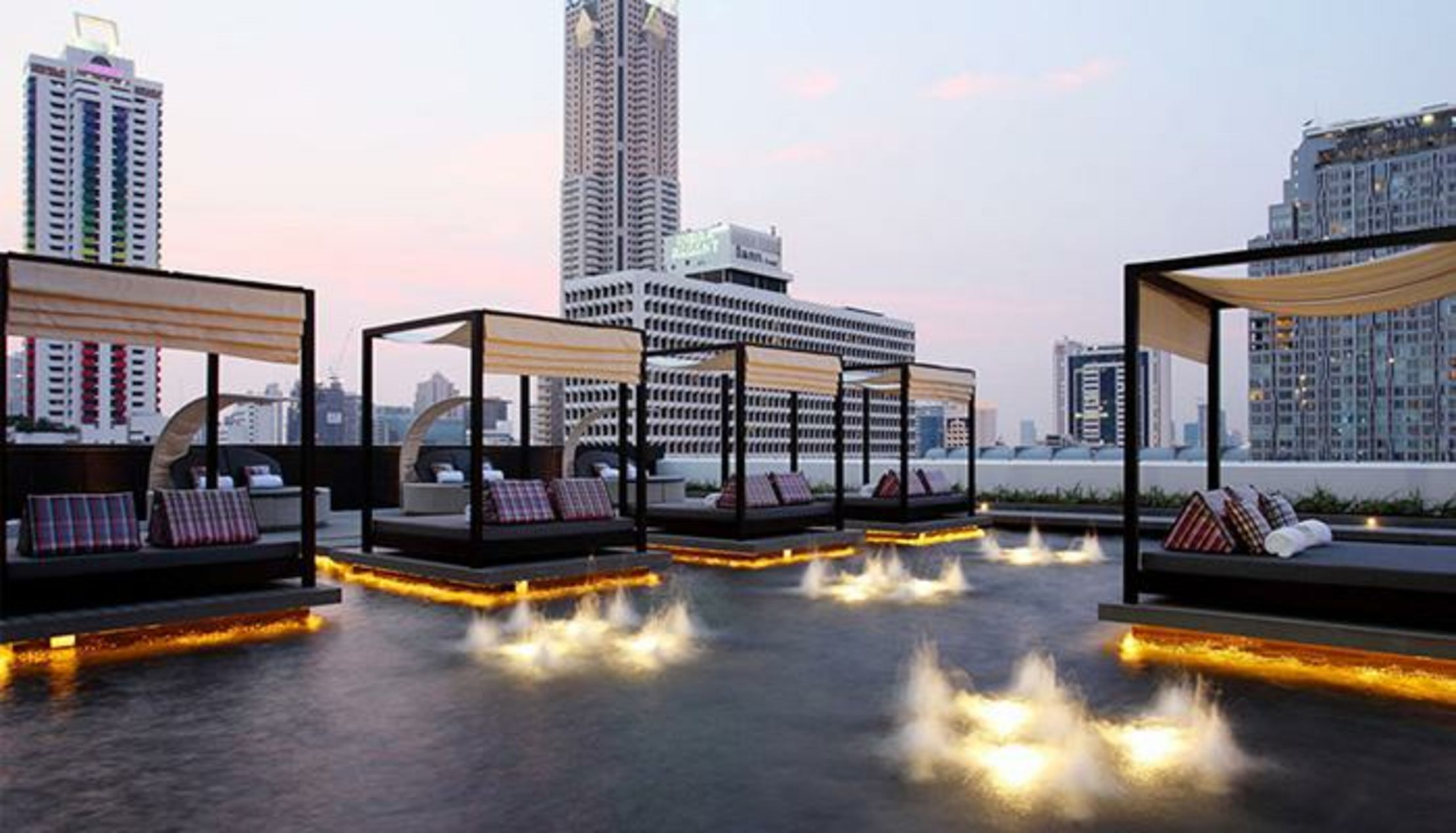 Centara Watergate Pavillion Hotel Bangkok