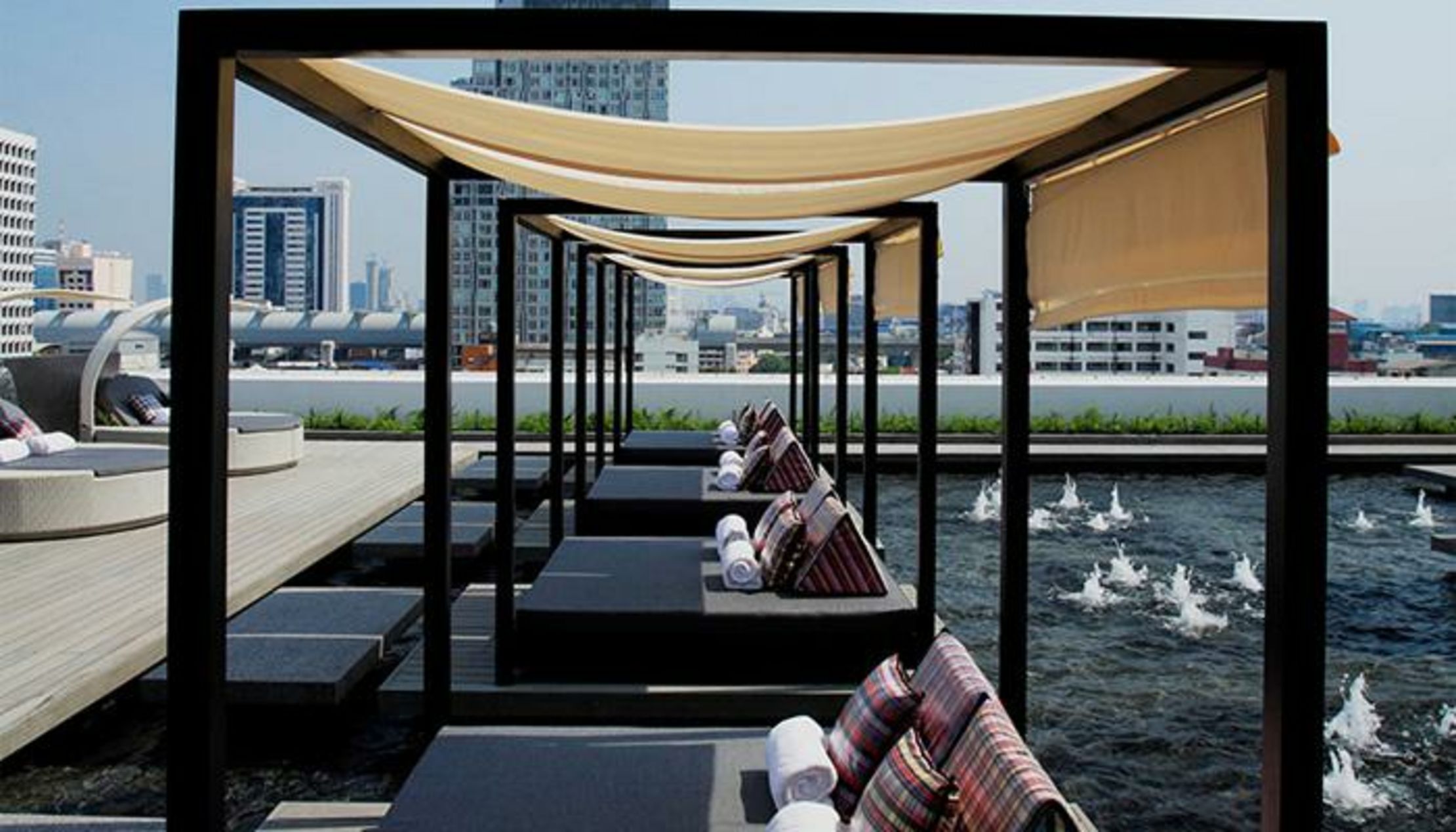 Centara Watergate Pavillion Hotel Bangkok