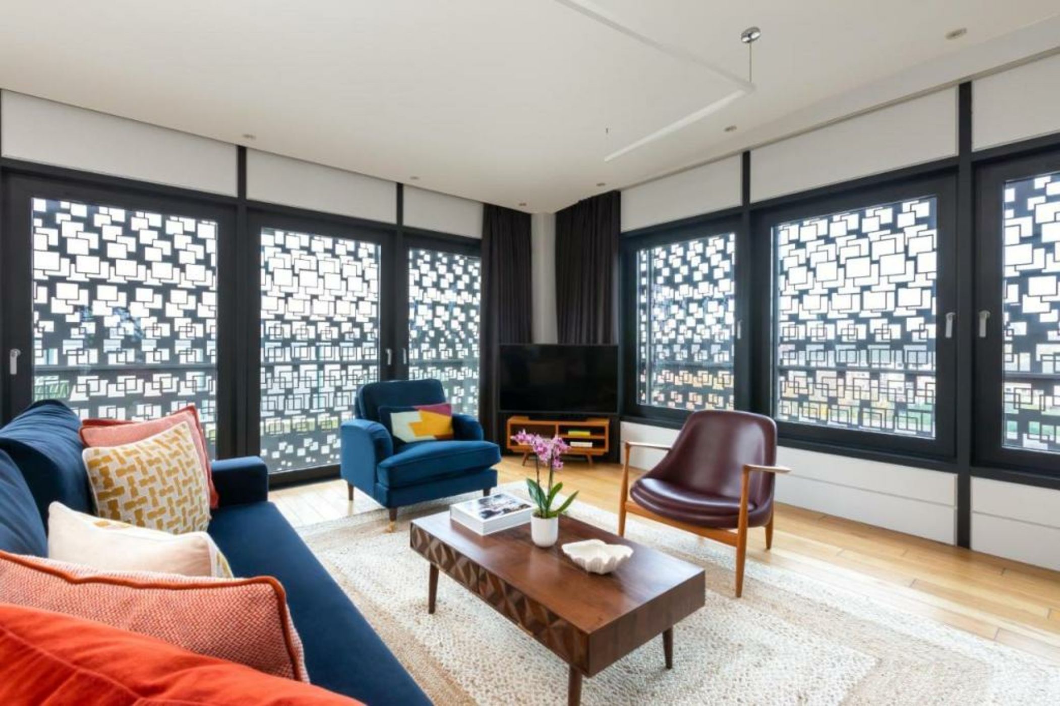 Town Hall Hotel & Apartments