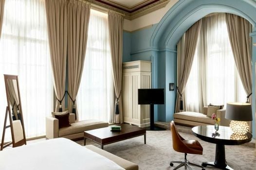 St Pancras London, Autograph Collection