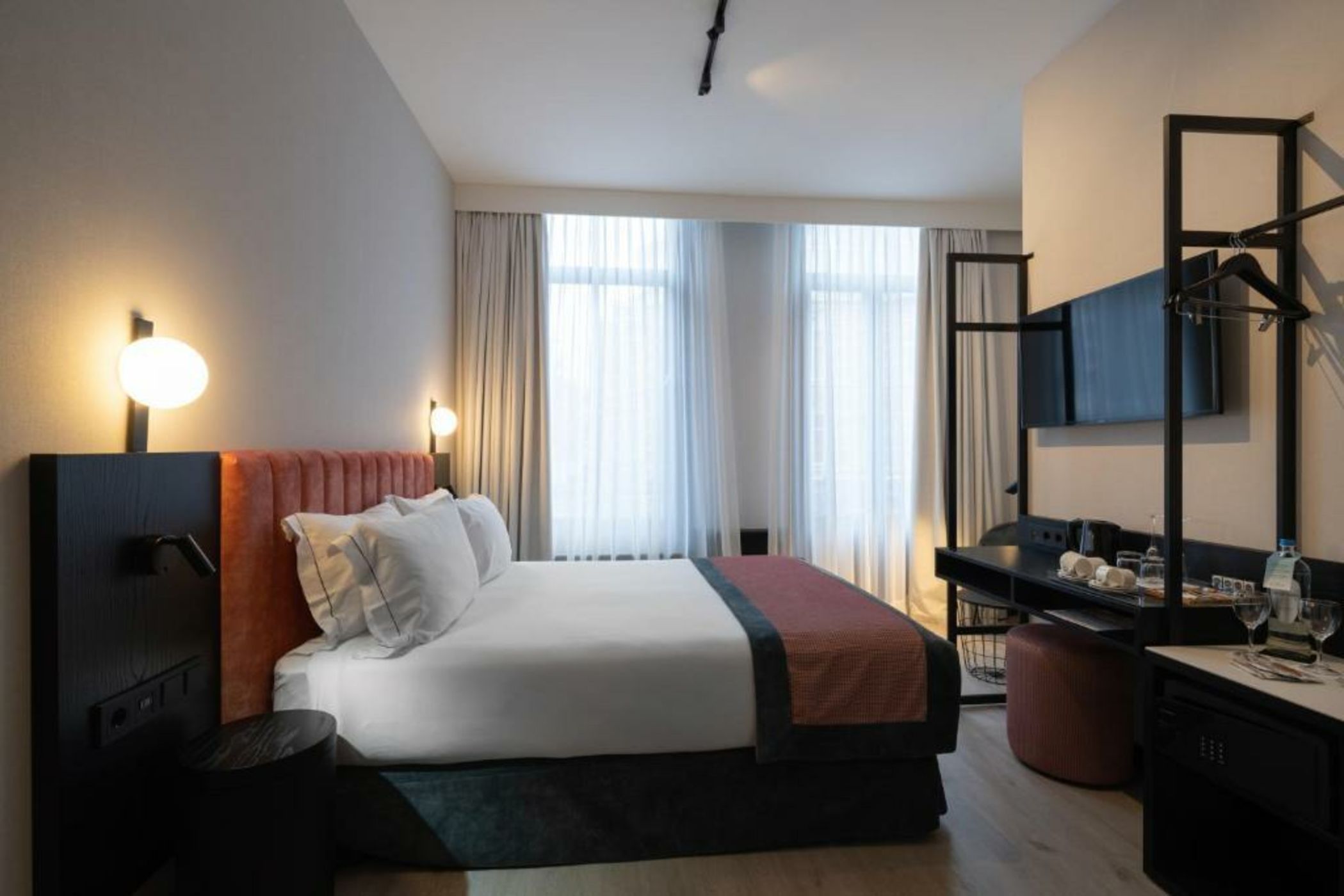 Catalonia Vondel Amsterdam