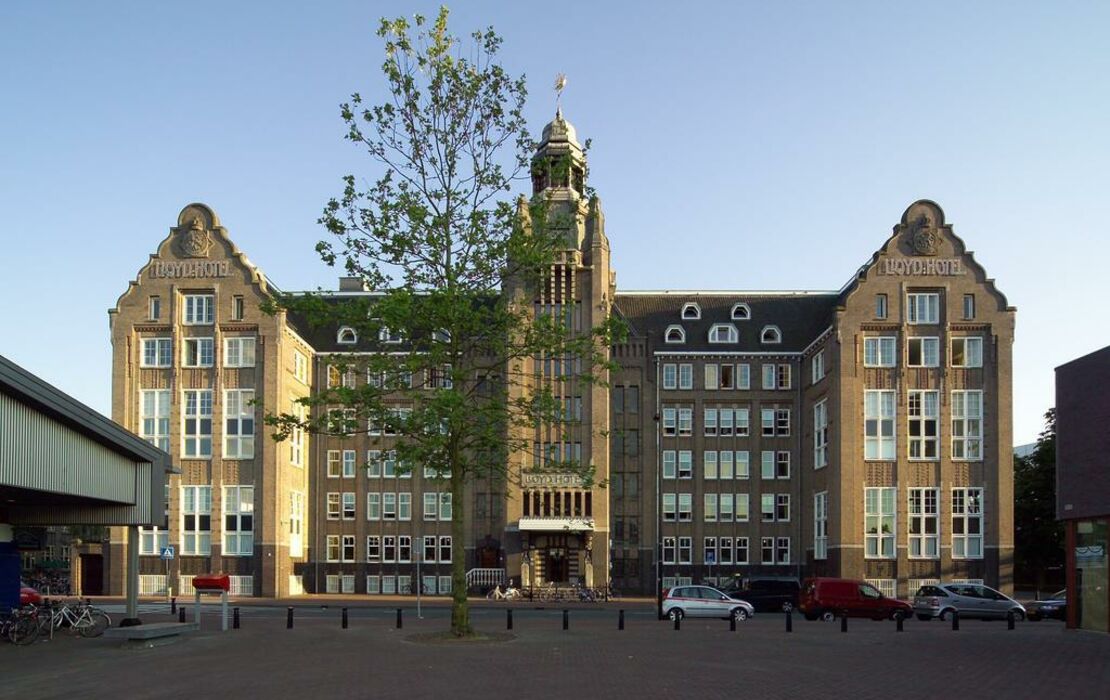 Lloyd Hotel