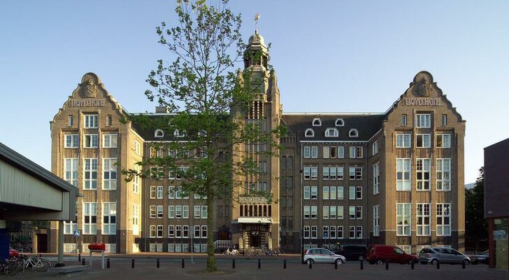 Lloyd Hotel