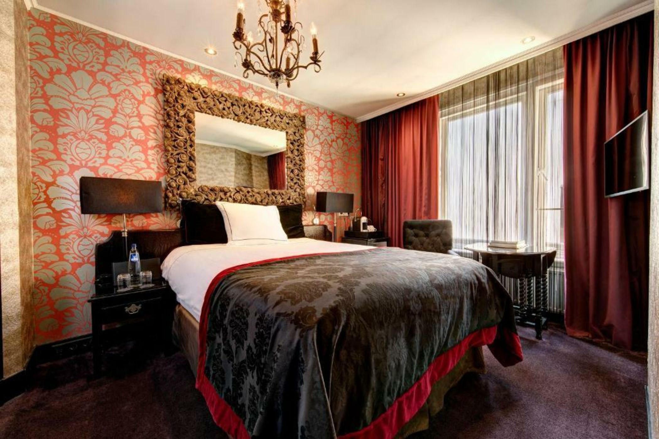 The Pavilions Amsterdam, The Toren