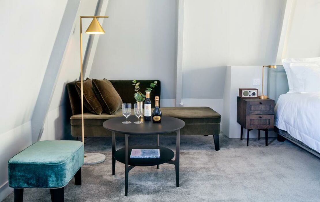 Pillows Luxury Boutique Hotel Anna Van Den Vondel Amsterdam, a Design