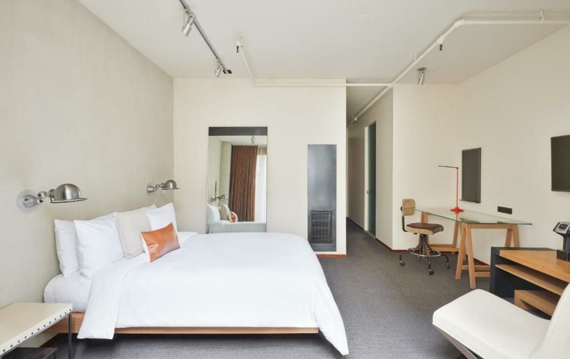 Chambers Hotel NYC Experience the Best of NYC at an Unbeatable Price!