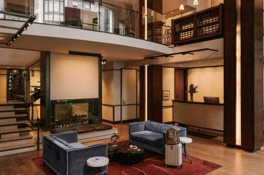Sonder Chambers