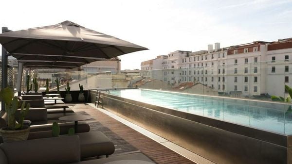 Five Seas by Inwood Hotels