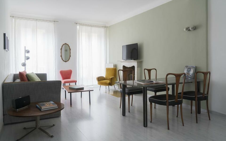 Brera Apartments in San Fermo, a Design Boutique Hotel Milan, Italy