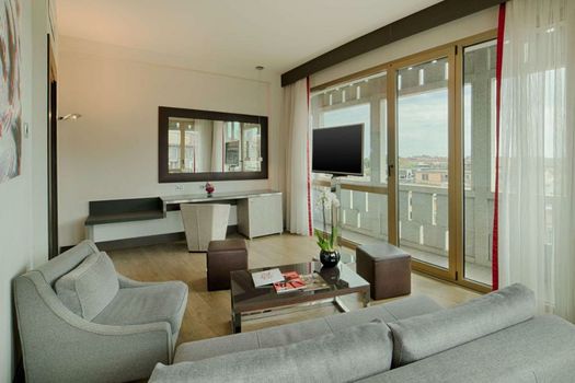 NH Collection Milano President