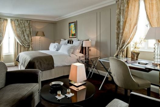 Le Burgundy Paris