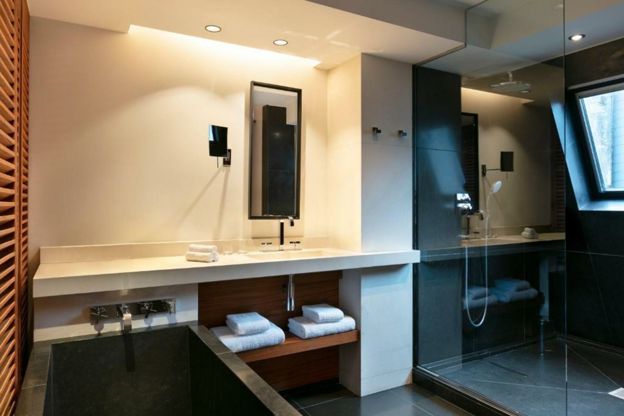 Le Metropolitan Paris Tour Eiffel, a Tribute Portfolio Hotel