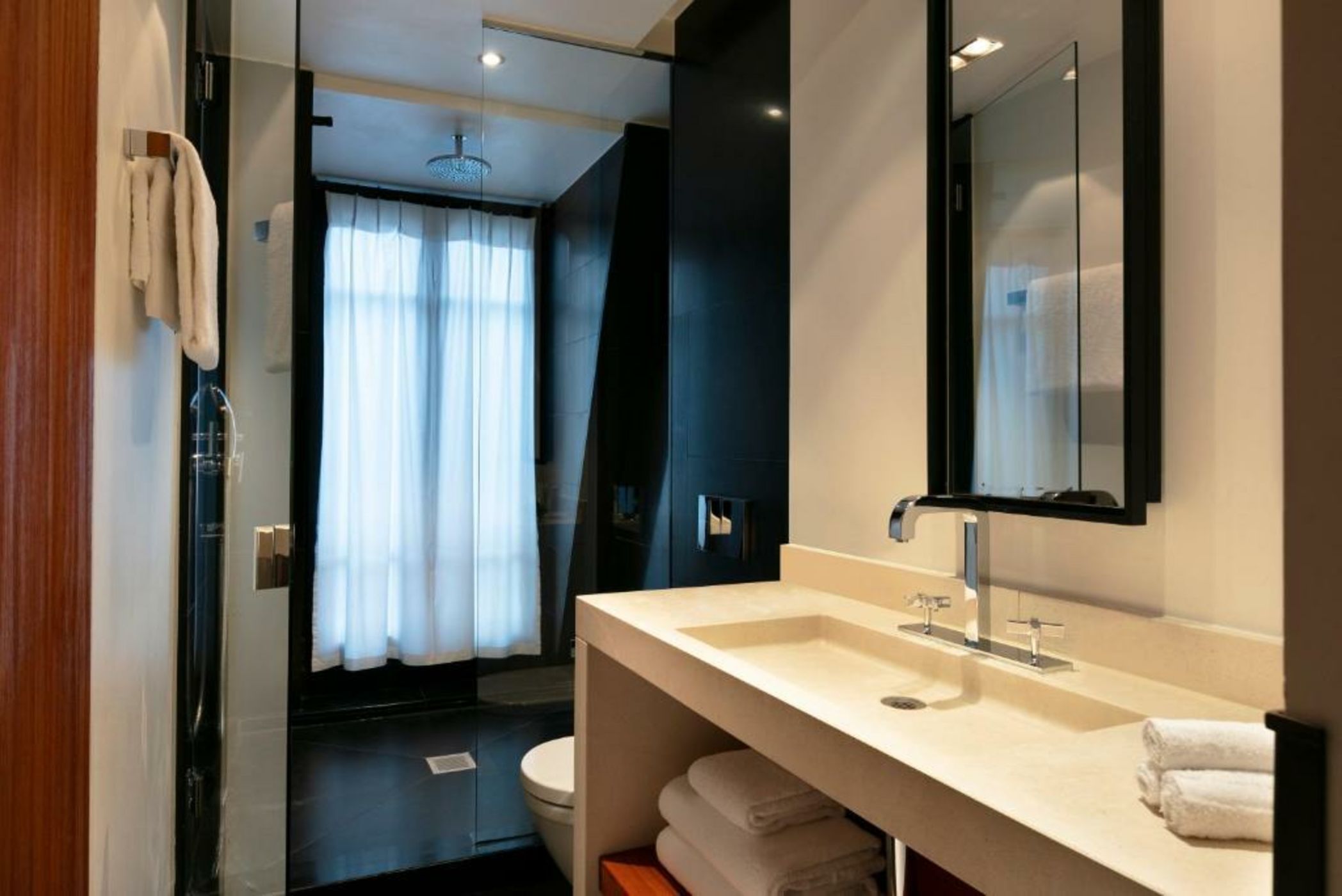 Le Metropolitan Paris Tour Eiffel, a Tribute Portfolio Hotel