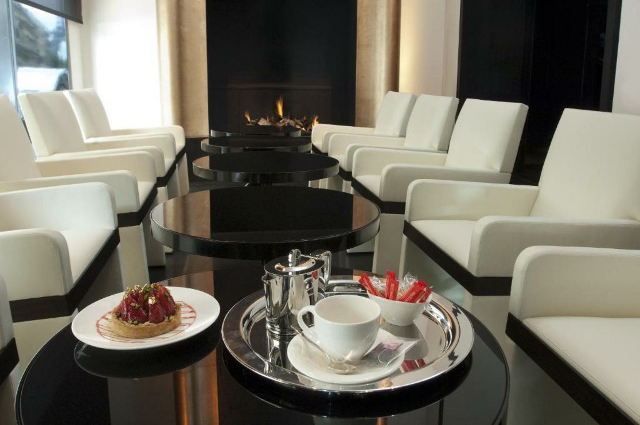 Le Metropolitan Paris Tour Eiffel, a Tribute Portfolio Hotel