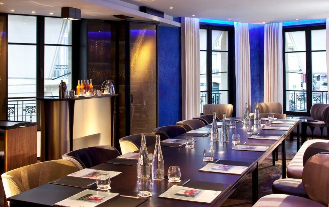 Le Metropolitan Paris Tour Eiffel, a Tribute Portfolio Hotel, Paris