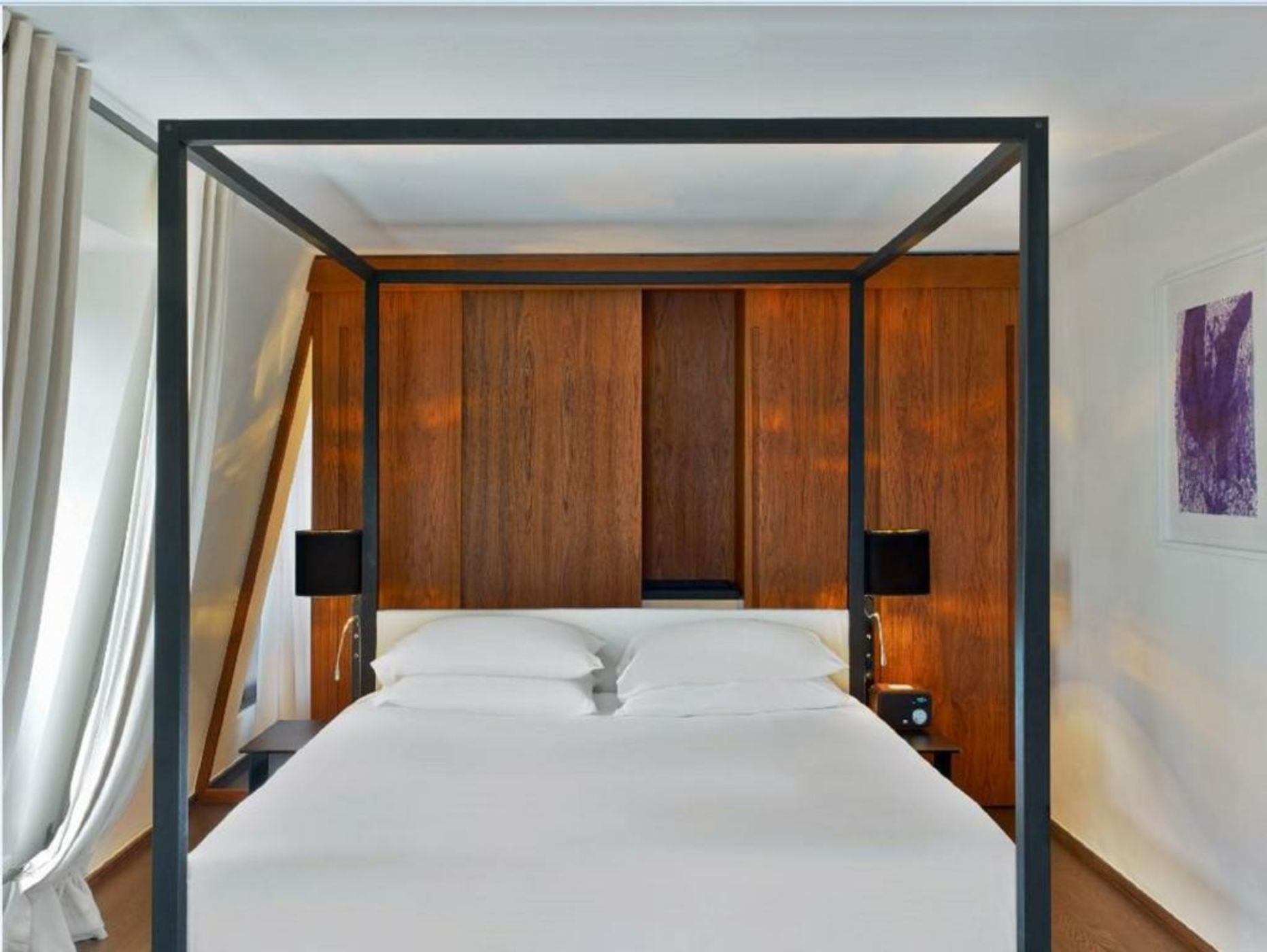 Le Metropolitan Paris Tour Eiffel, a Tribute Portfolio Hotel