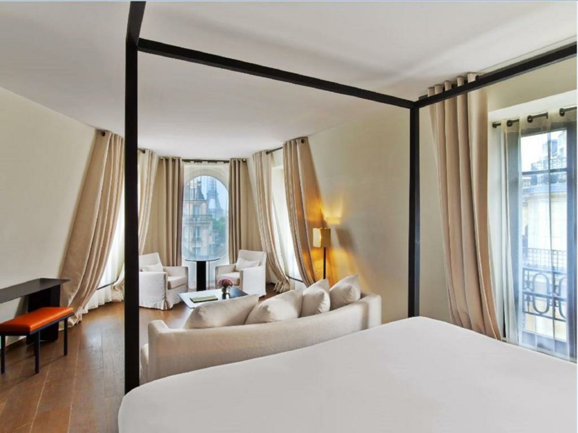 Le Metropolitan Paris Tour Eiffel, a Tribute Portfolio Hotel