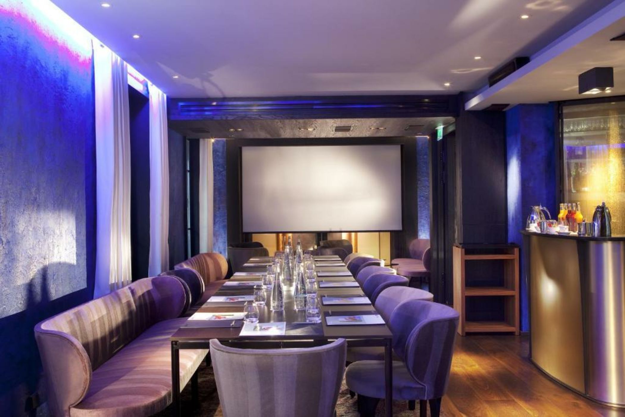 Le Metropolitan Paris Tour Eiffel, a Tribute Portfolio Hotel