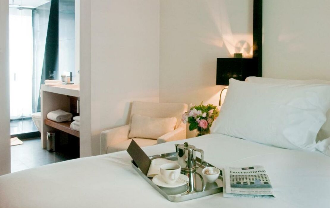 Le Metropolitan Paris Tour Eiffel, a Tribute Portfolio Hotel, Paris