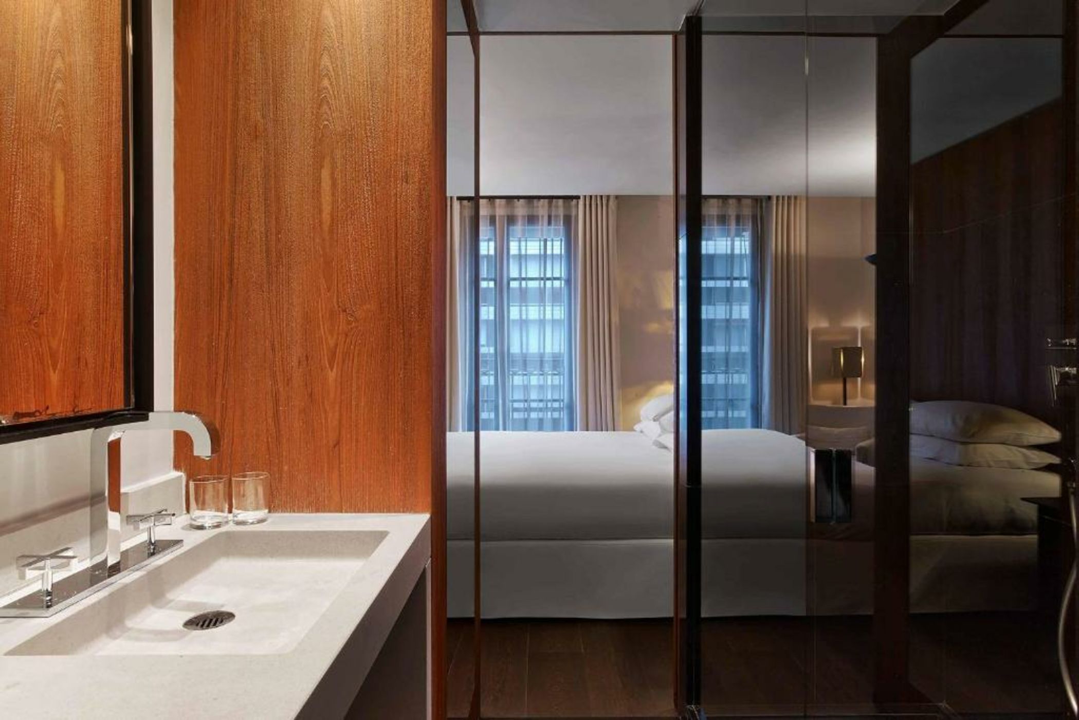 Le Metropolitan Paris Tour Eiffel, a Tribute Portfolio Hotel