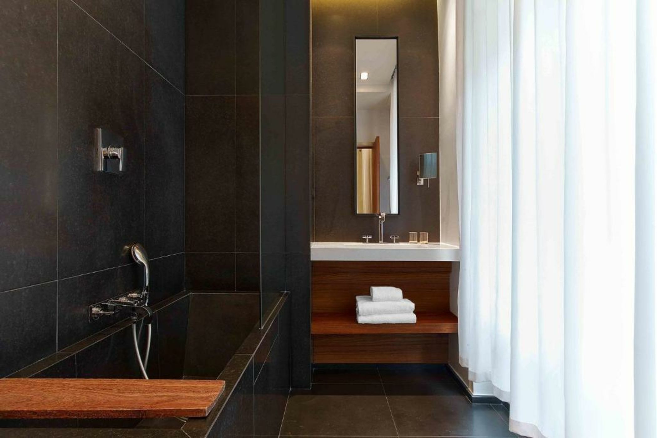 Le Metropolitan Paris Tour Eiffel, a Tribute Portfolio Hotel