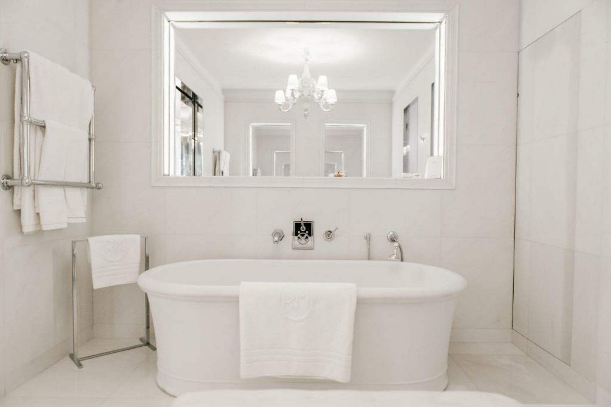 Hôtel Le Royal Monceau Raffles Paris