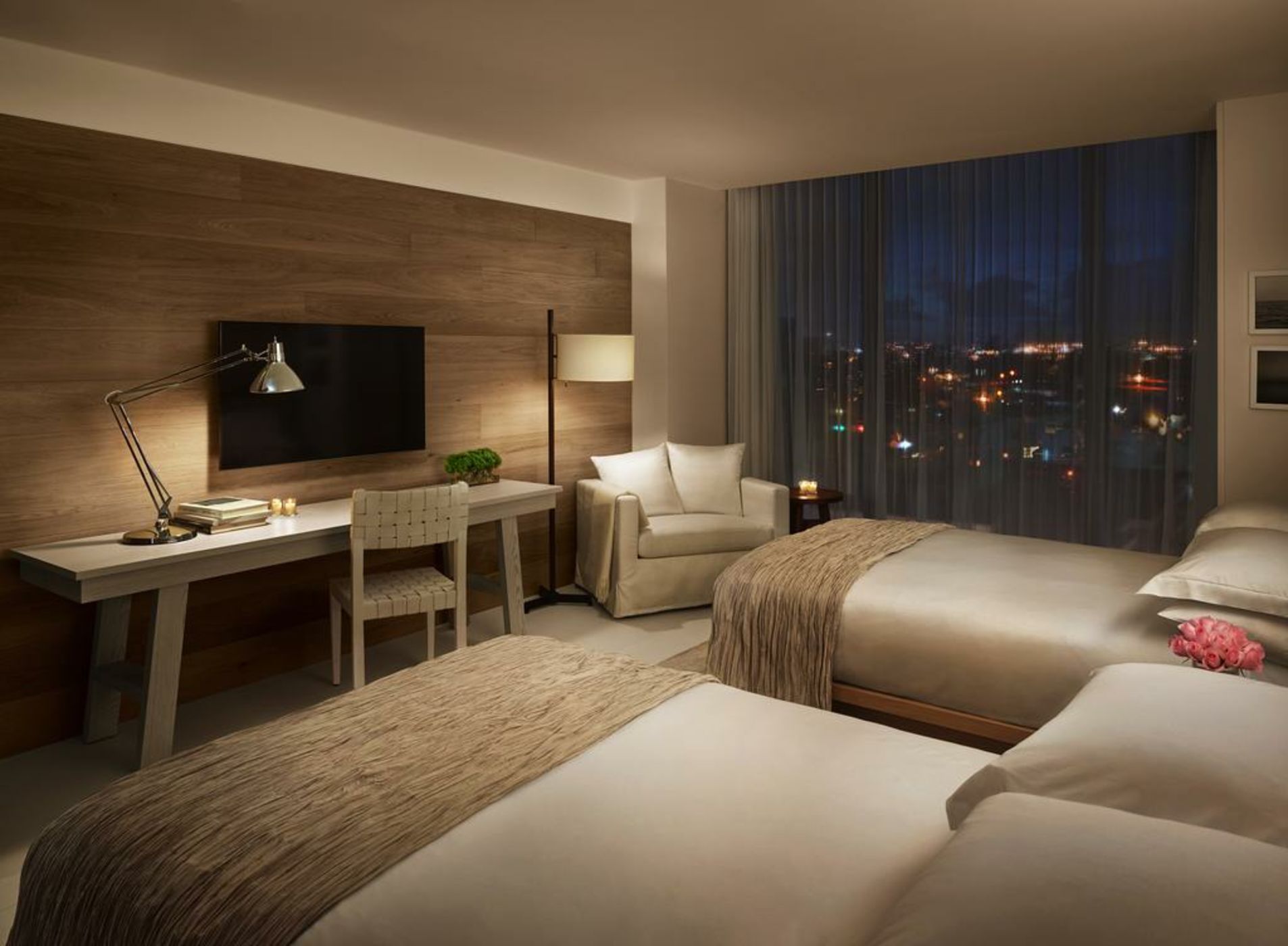 The Miami Beach EDITION