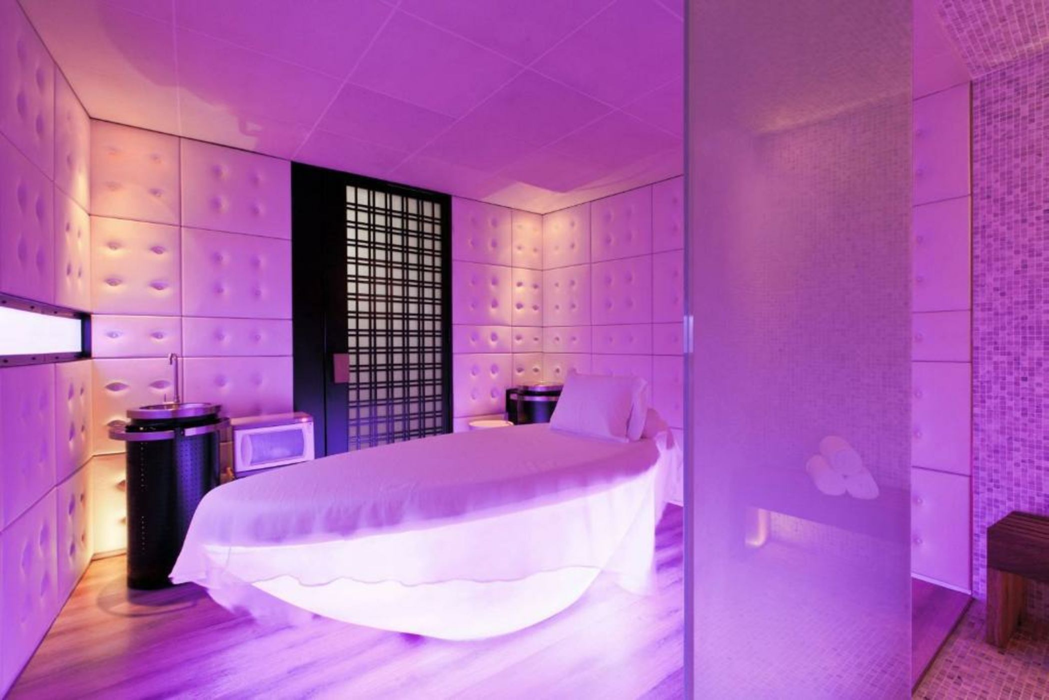 W Bangkok Hotel - SHA Extra Plus