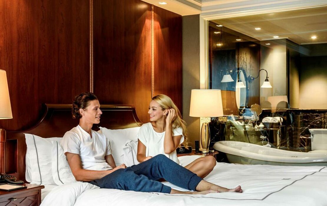 Hotel Muse Bangkok Langsuan - MGallery - SHA PLUS Certified