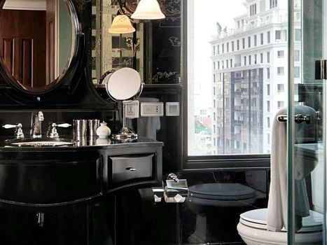 Hotel Muse Bangkok Langsuan - MGallery - SHA PLUS Certified