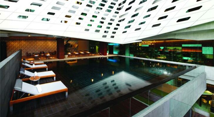 LiT BANGKOK Hotel