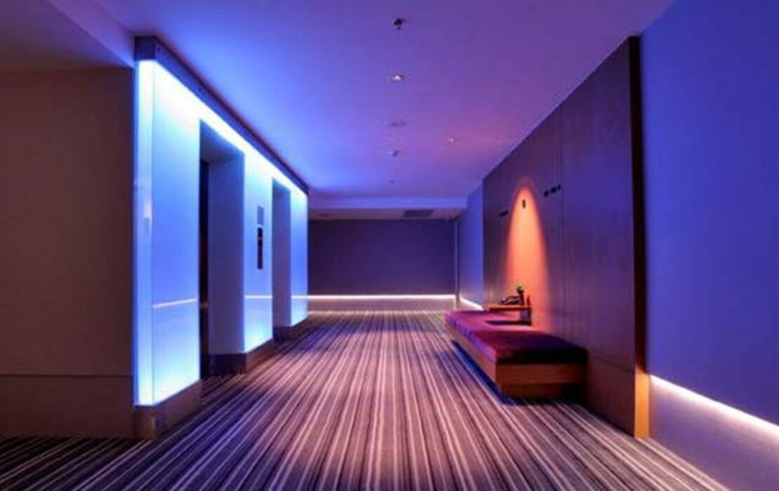 LiT BANGKOK Hotel
