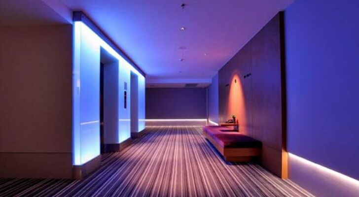 LiT BANGKOK Hotel