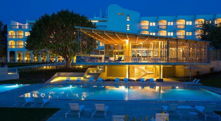 OZADI Tavira Hotel