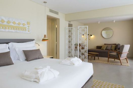 OZADI Tavira Hotel