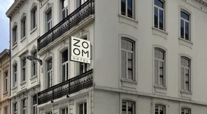 Zoom Hotel