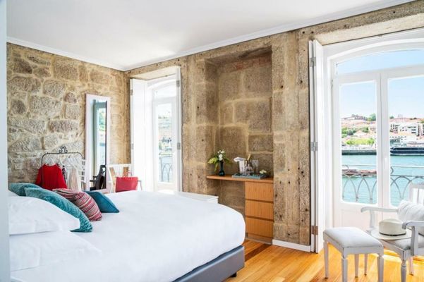 1872 River House by Olivia