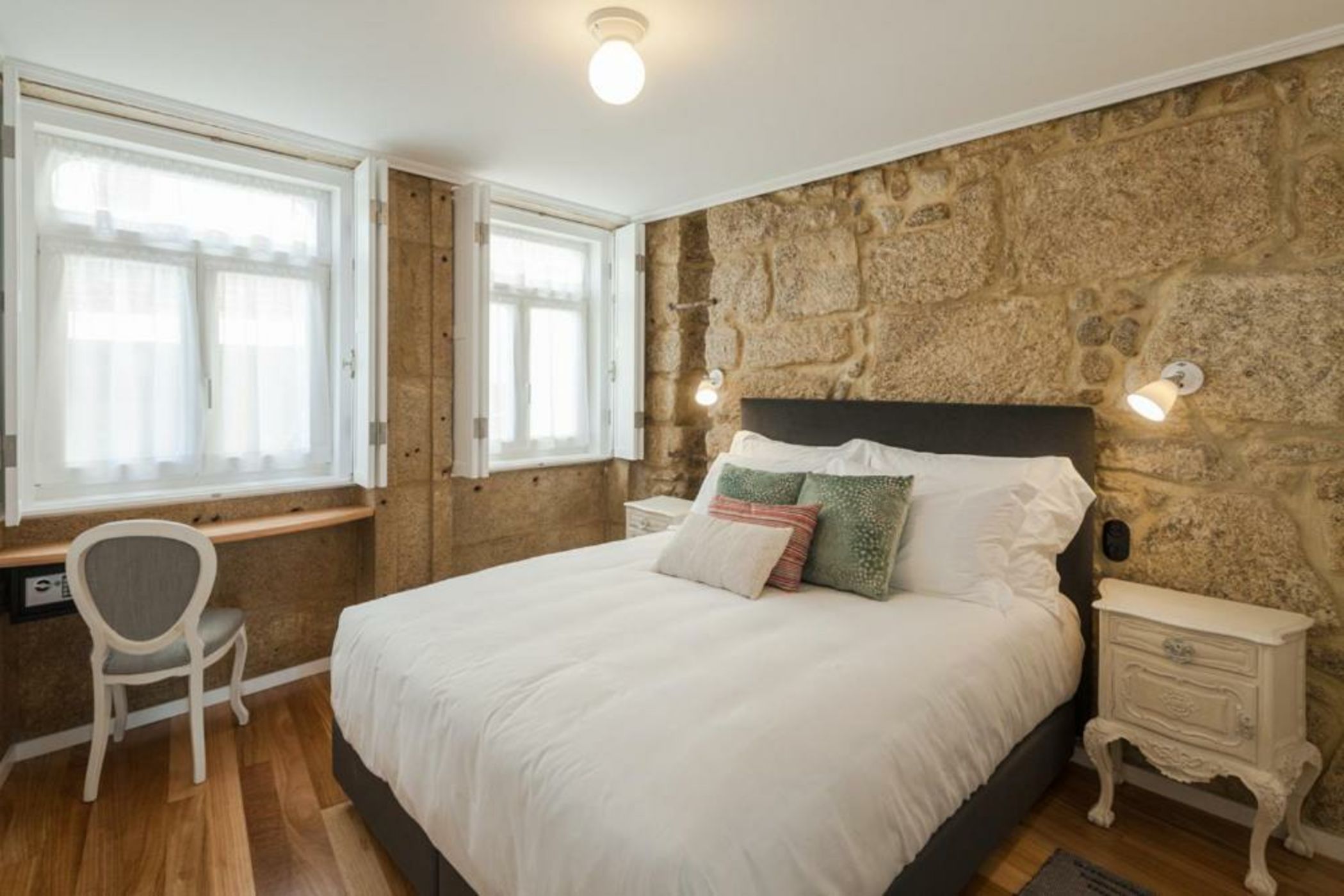 1872 River House by Olivia