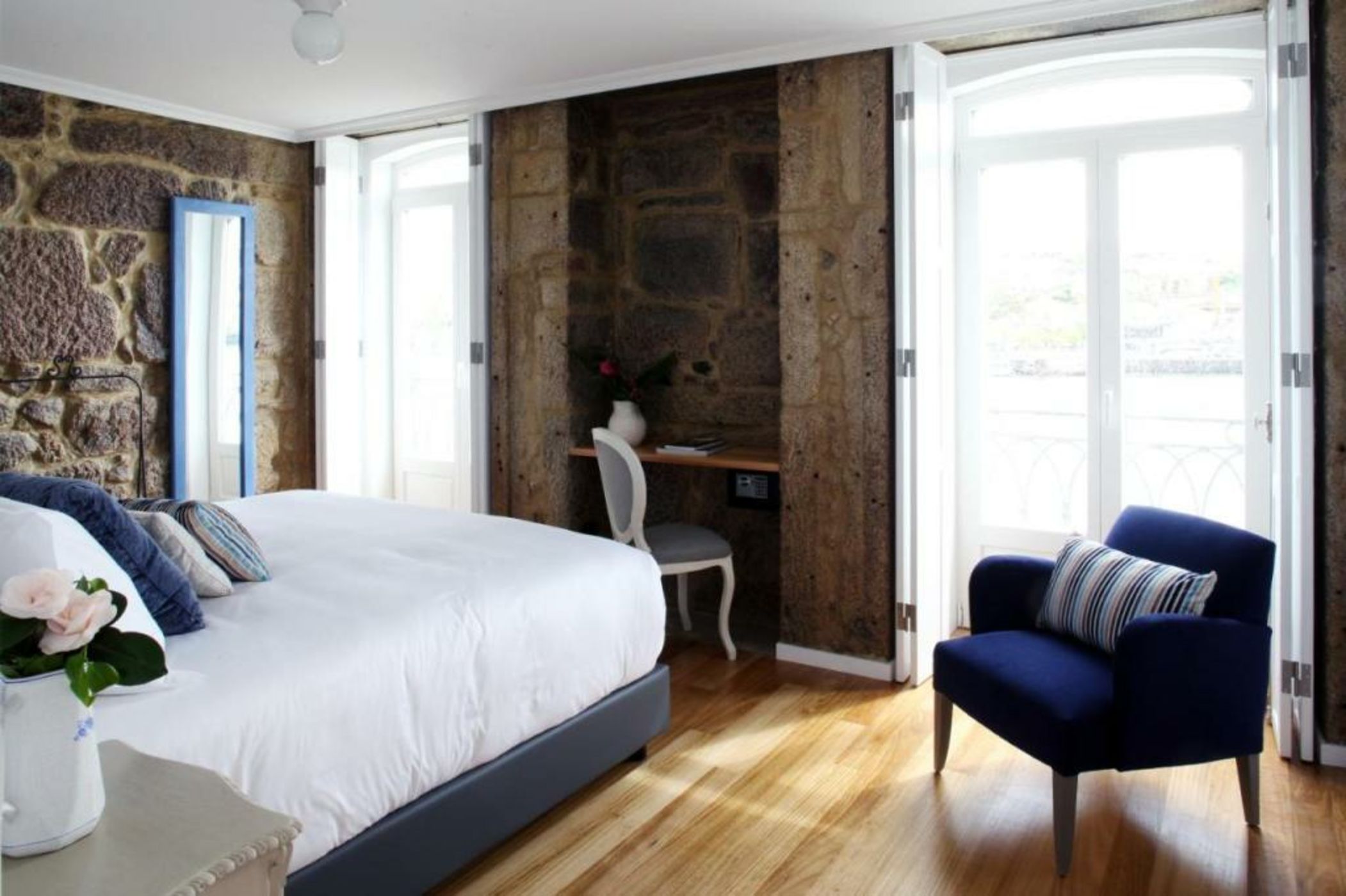 1872 River House by Olivia