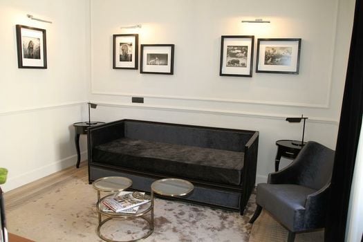 Gens Luxury Suites