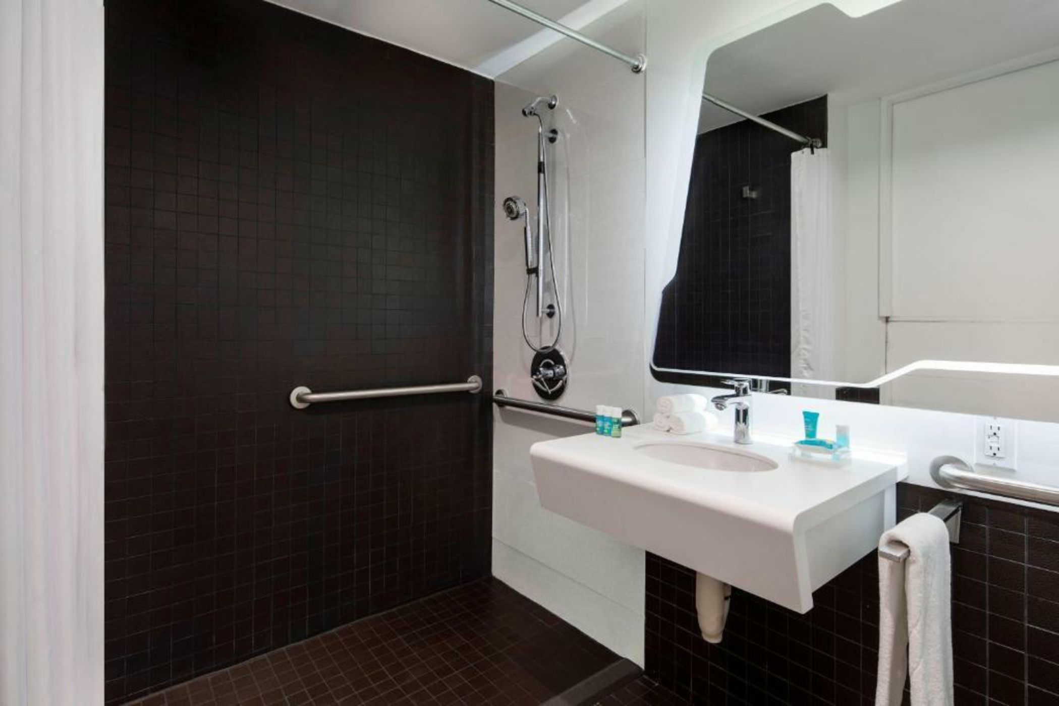 The Washington by LuxUrban