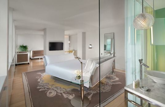 Sanderson London