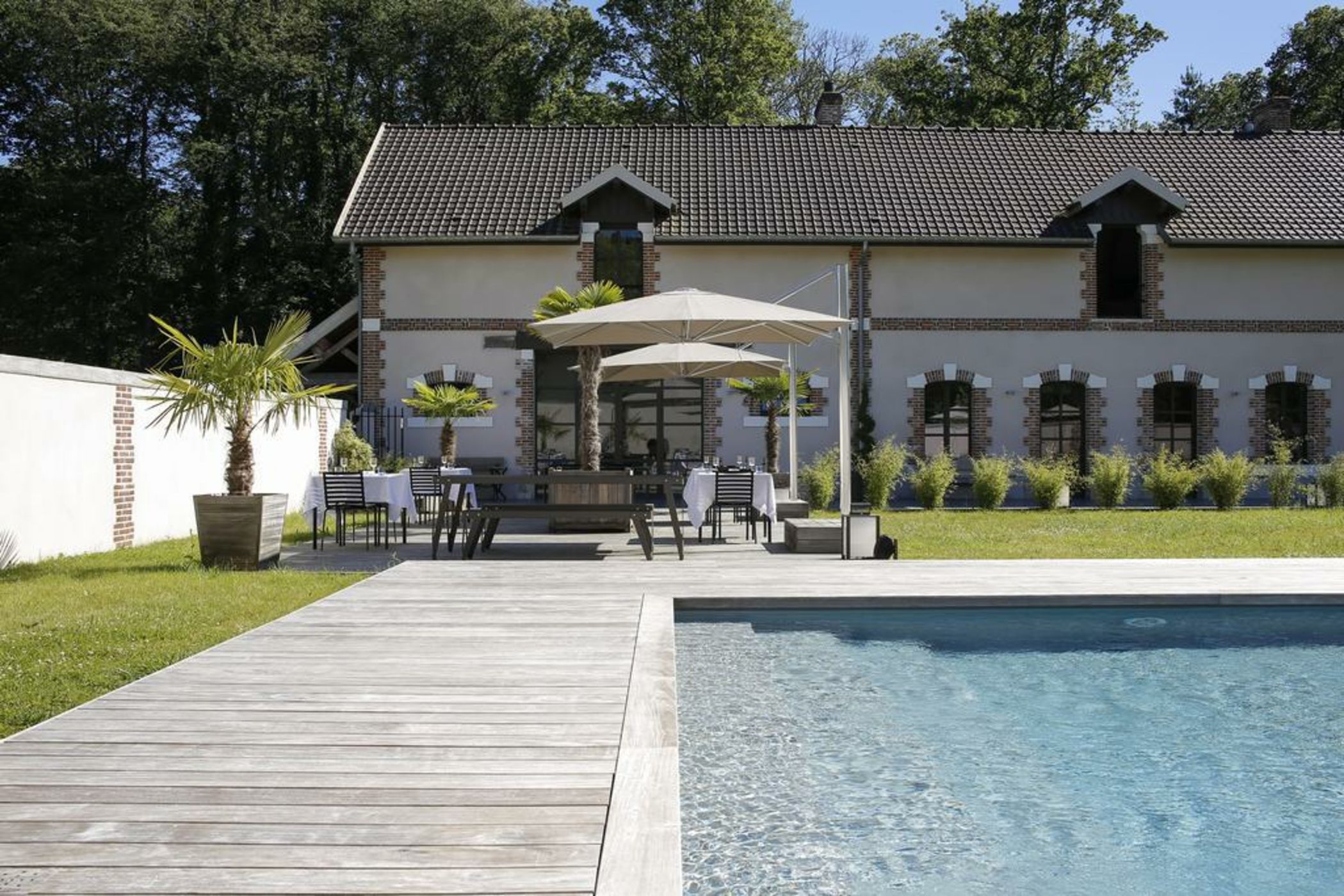 Chateau De La Resle - Design Hotels