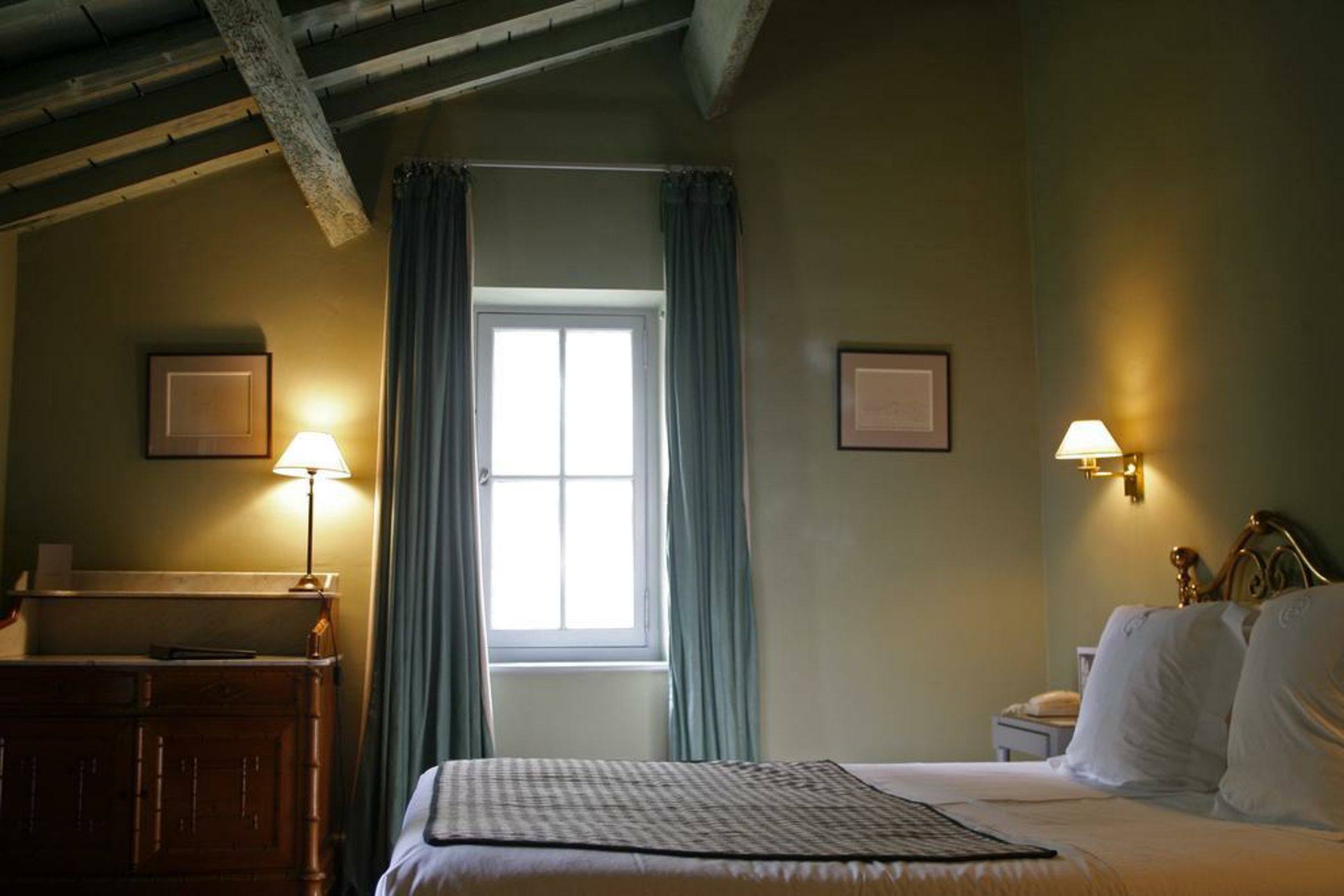 Mas De Peint - Les Collectionneurs