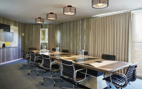 Avalon Hotel Beverly Hills, a Member of Design Hotels